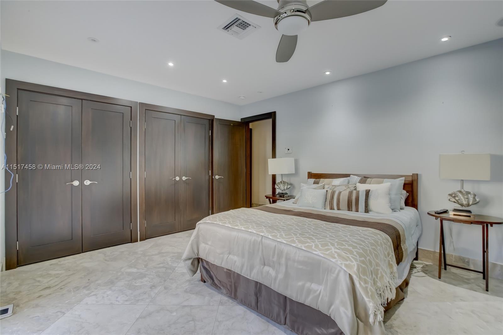 CORAL RIDGE COUNTRY CLUB - Residential