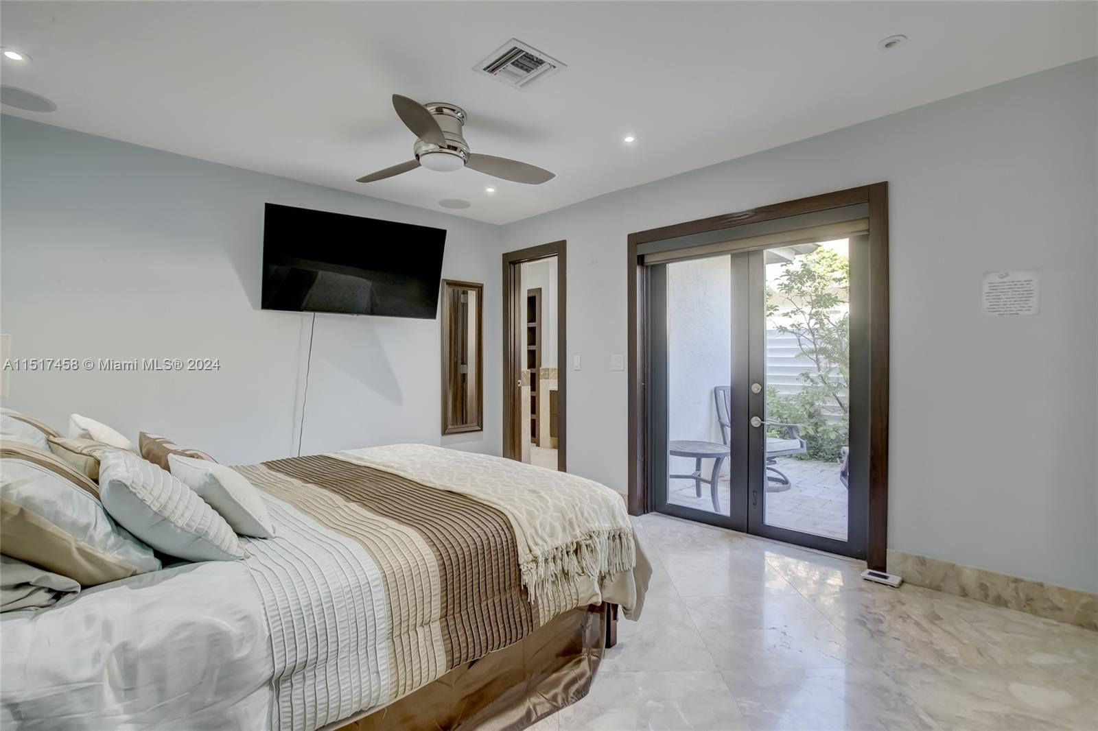 CORAL RIDGE COUNTRY CLUB - Residential