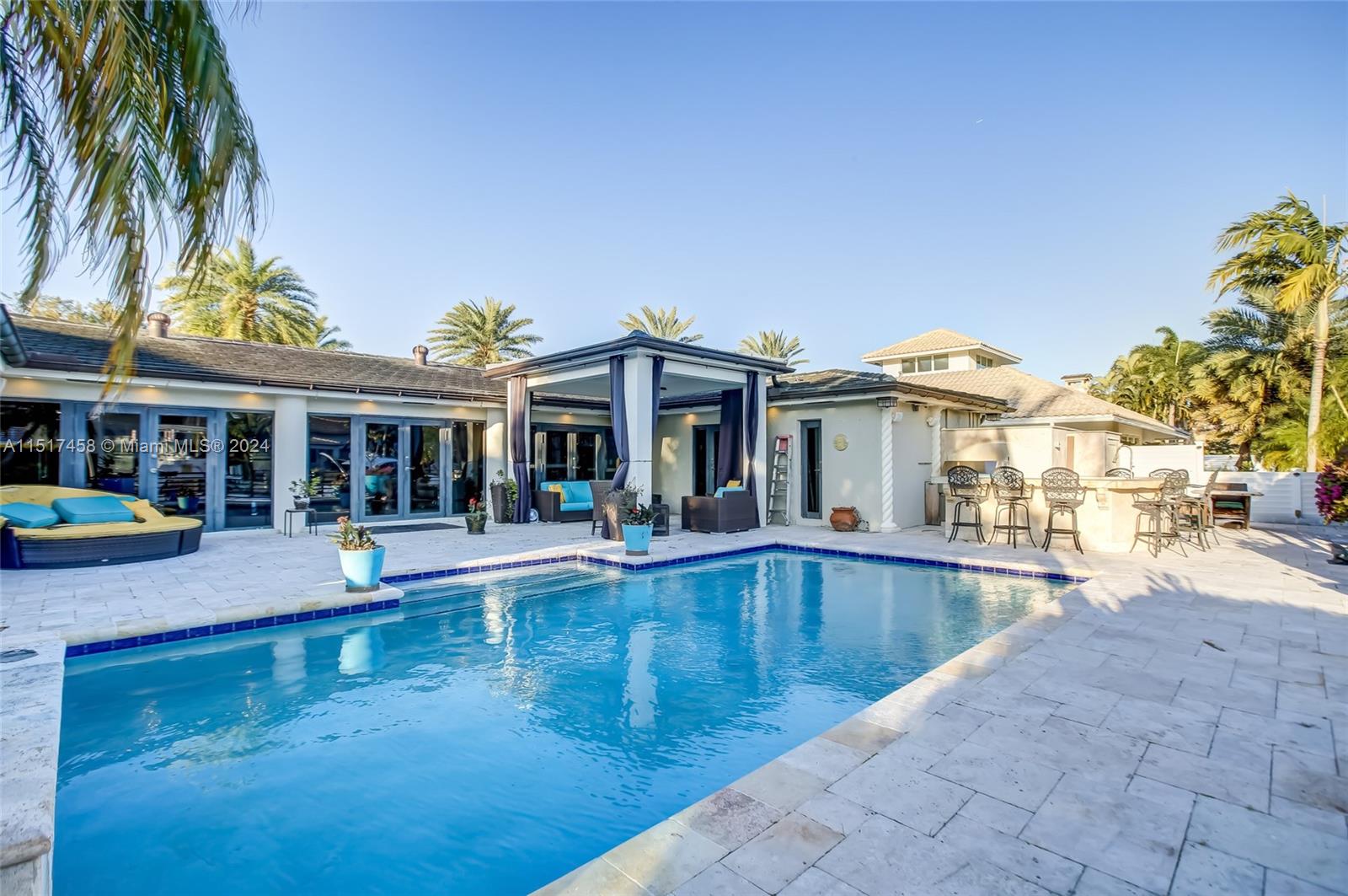 CORAL RIDGE COUNTRY CLUB - Residential