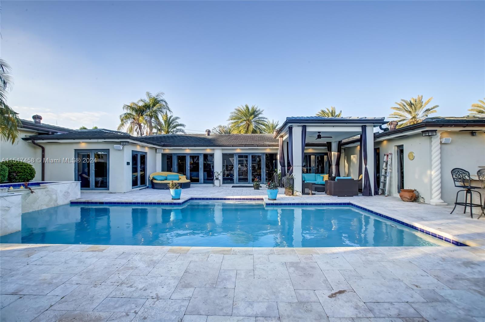 CORAL RIDGE COUNTRY CLUB - Residential