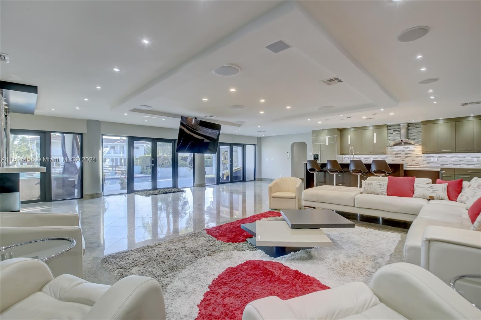 CORAL RIDGE COUNTRY CLUB - Residential