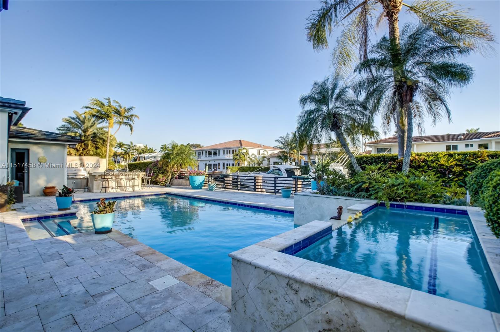 CORAL RIDGE COUNTRY CLUB - Residential