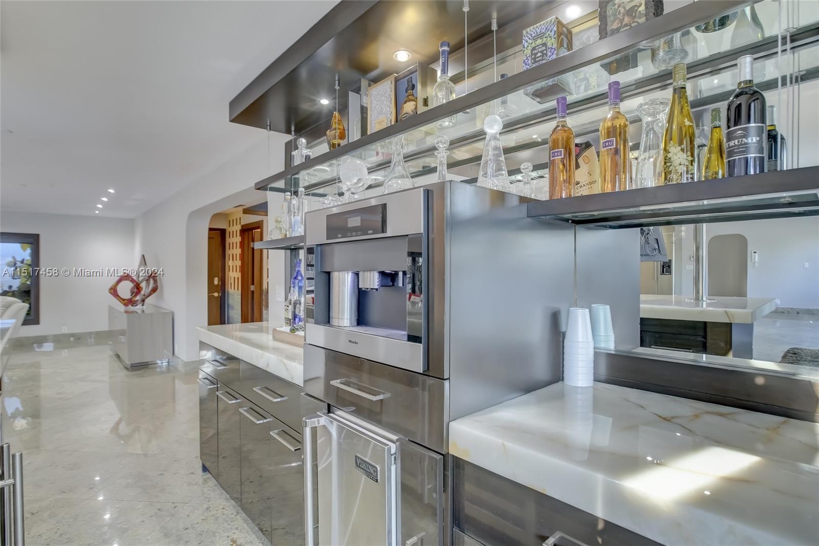 CORAL RIDGE COUNTRY CLUB - Residential