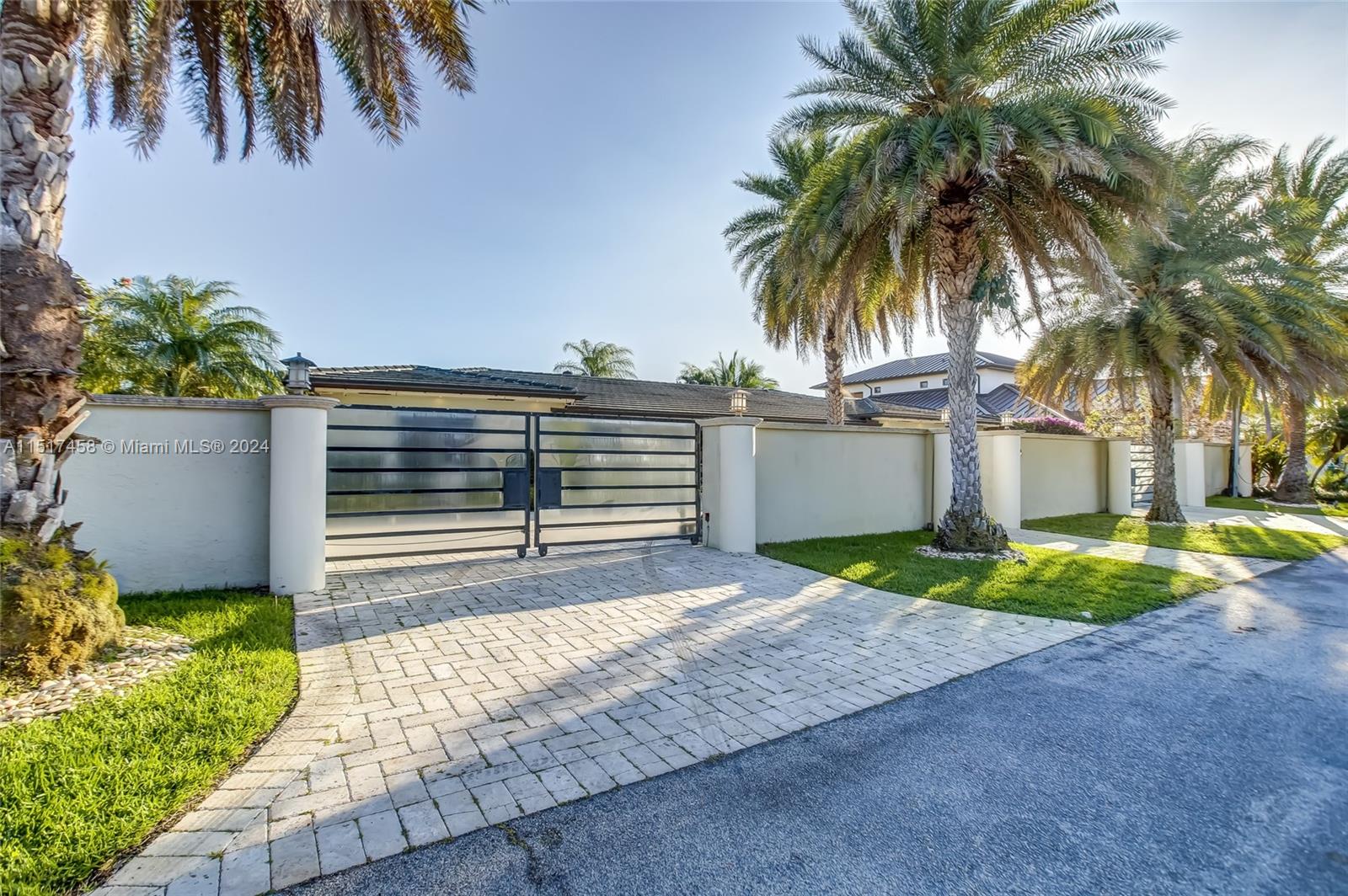 CORAL RIDGE COUNTRY CLUB - Residential