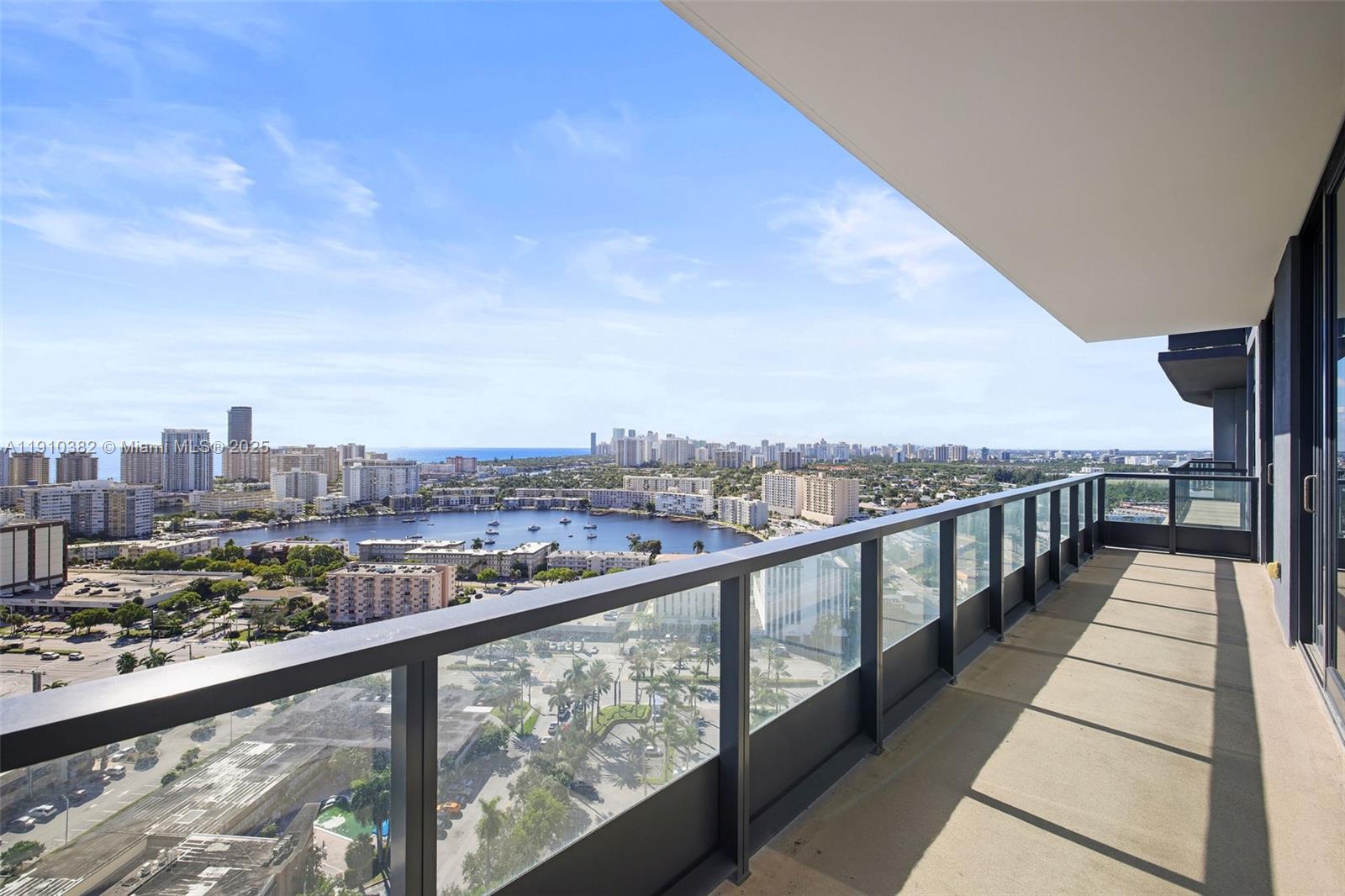 DIPLOMAT GOLF ESTATES - Residential