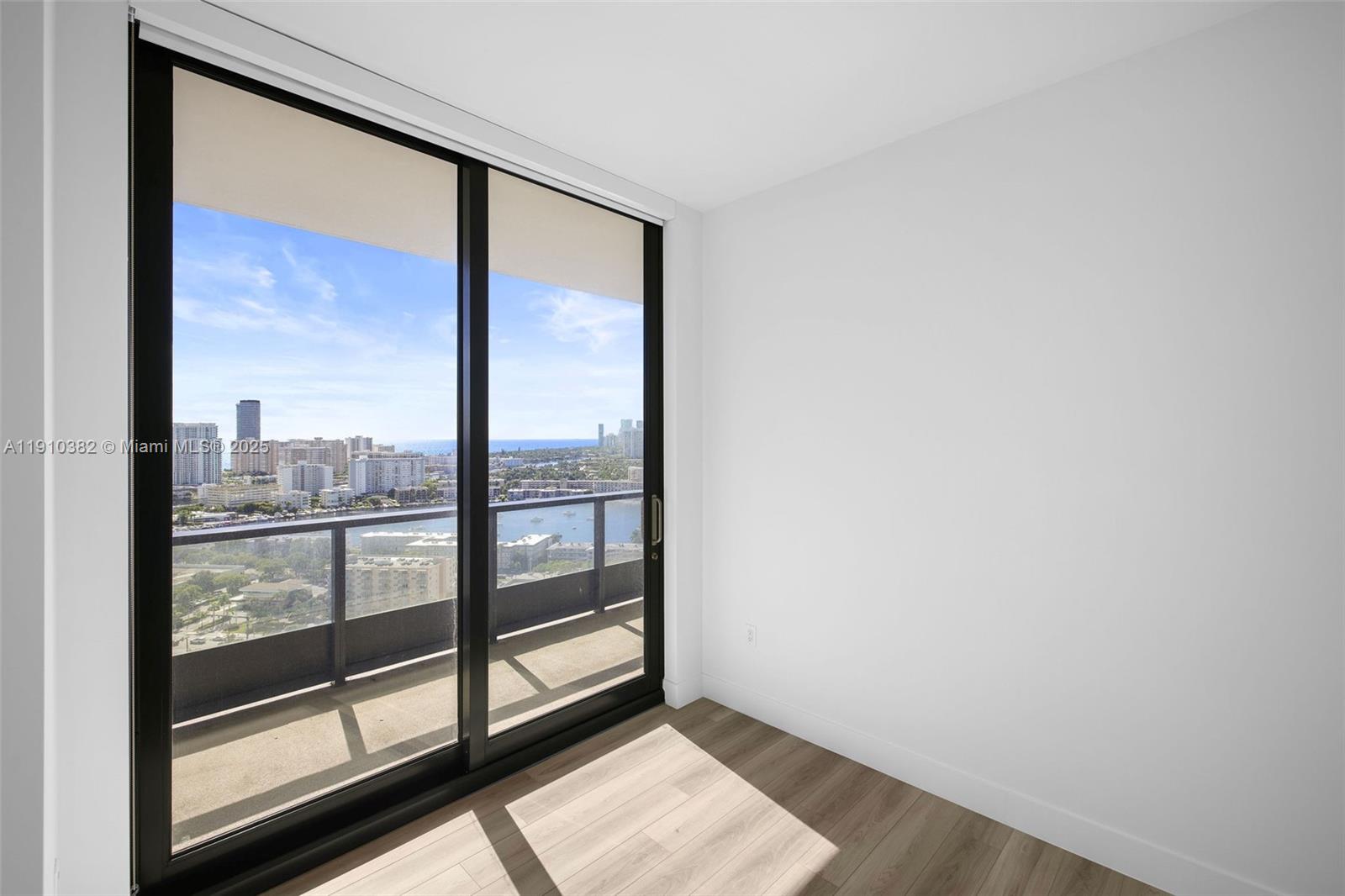 DIPLOMAT GOLF ESTATES - Residential