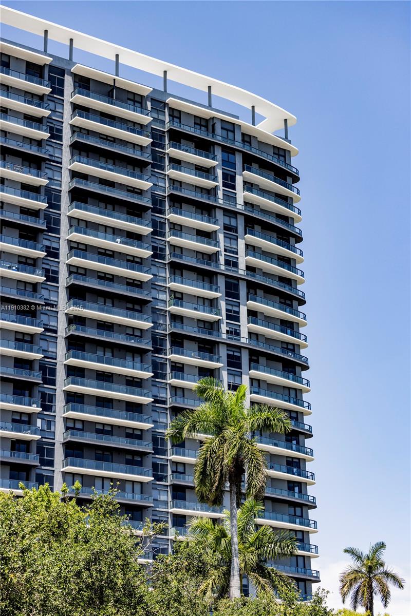 DIPLOMAT GOLF ESTATES - Residential