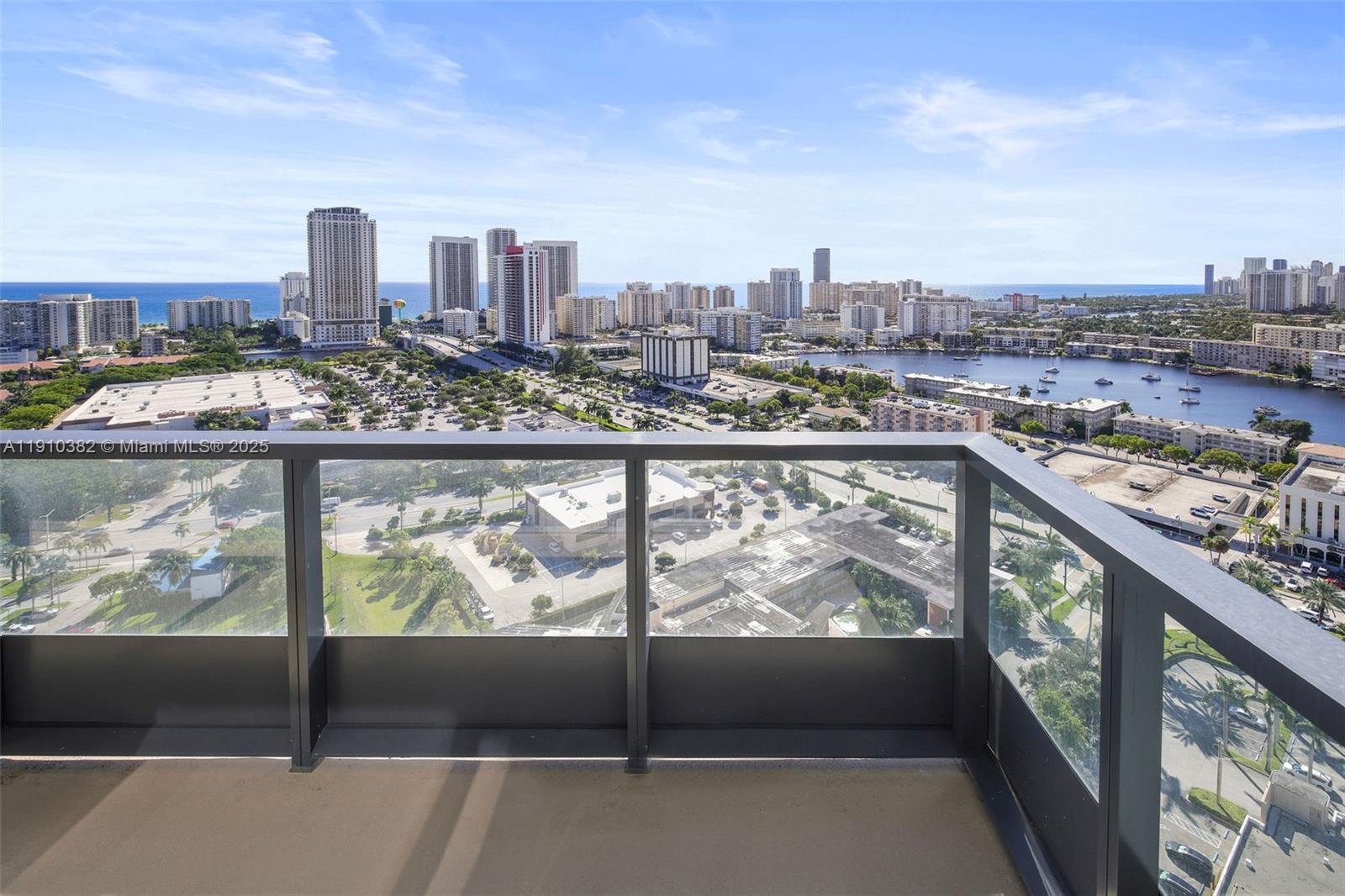 DIPLOMAT GOLF ESTATES - Residential