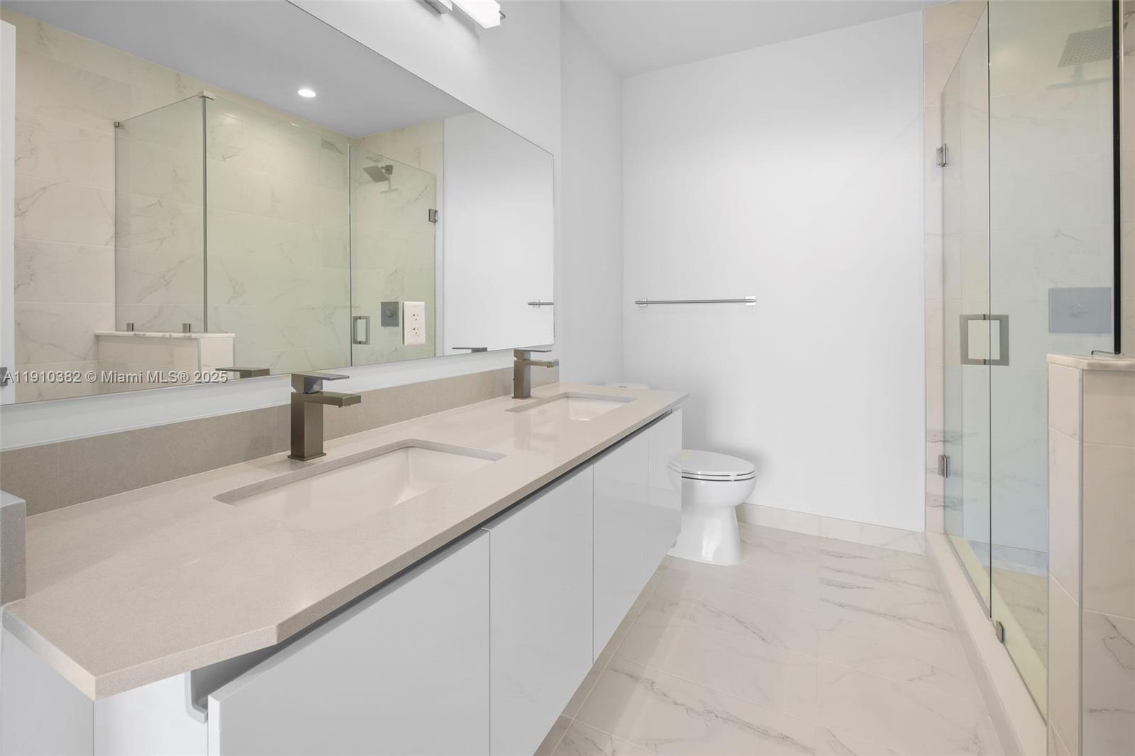 DIPLOMAT GOLF ESTATES - Residential