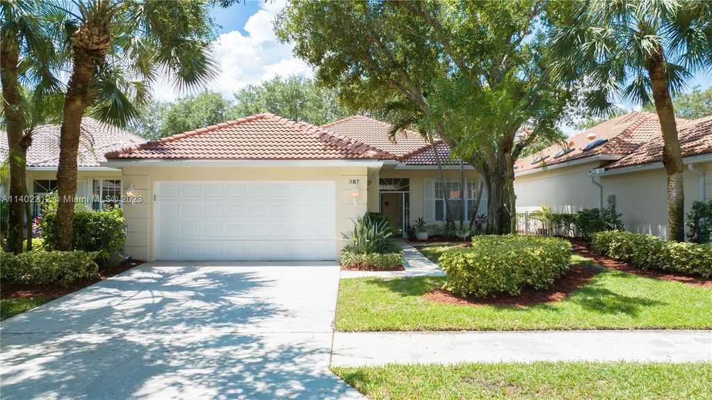 Photo of 387 Kelsey Park Dr, Palm Beach Gardens, FL 33410 (MLS # A11402212)