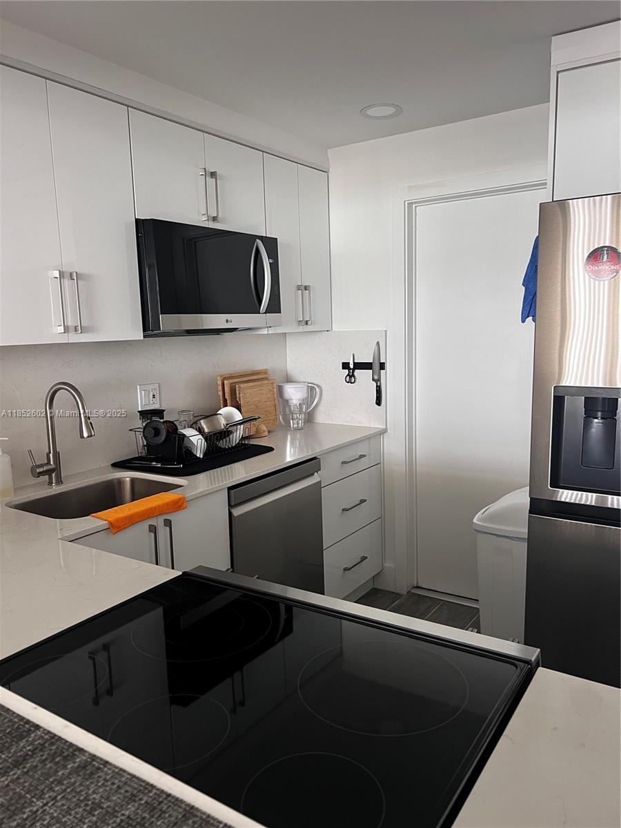 1825 S Ocean Dr 1007