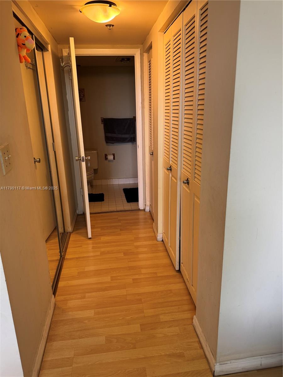 HILLCREST EAST NO 20 COND - Residential
