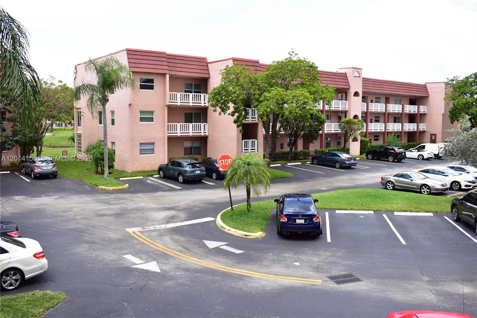 SUNRISE LAKES 130 CONDO - Residential