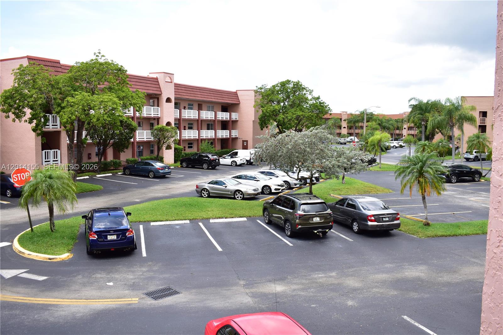 SUNRISE LAKES 130 CONDO - Residential