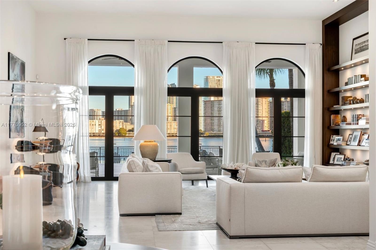 ISLAND ESTATES - Residential