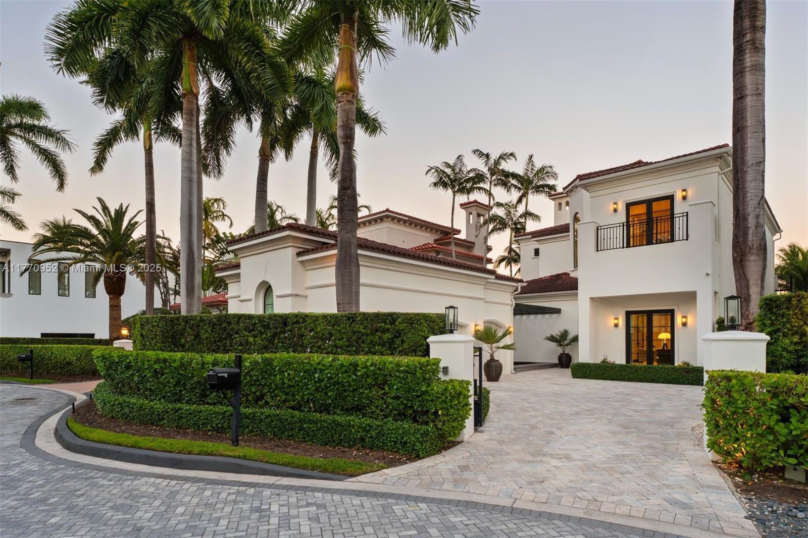 ISLAND ESTATES - Residential