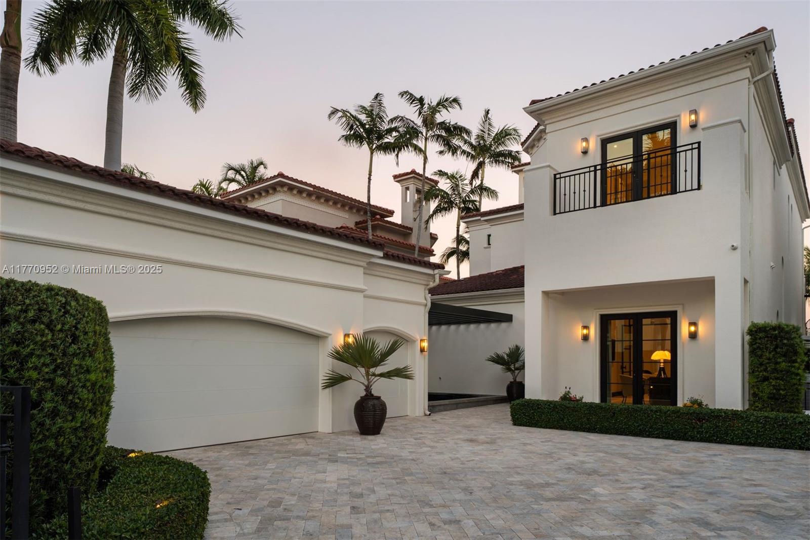 ISLAND ESTATES - Residential