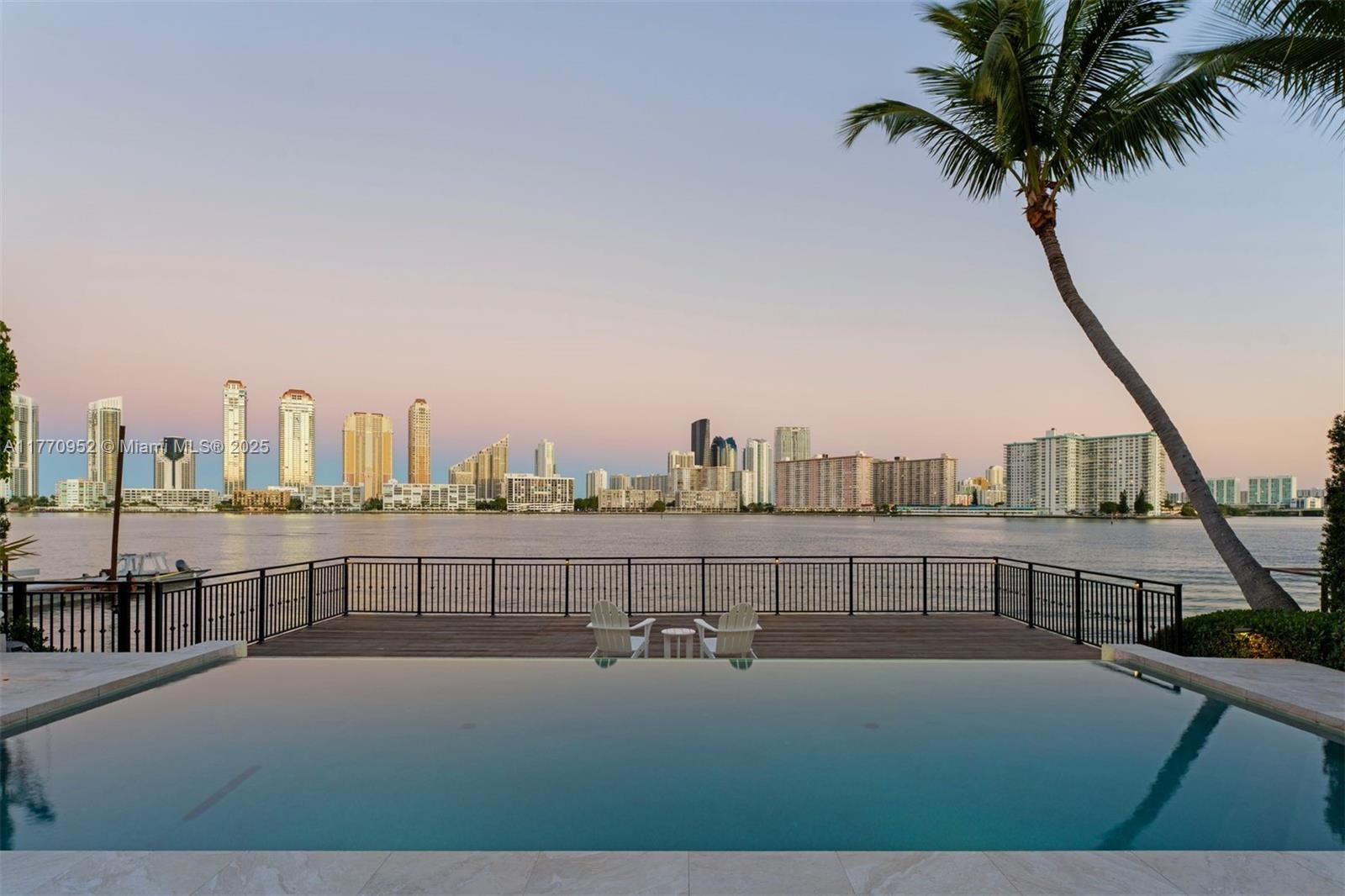 ISLAND ESTATES - Residential