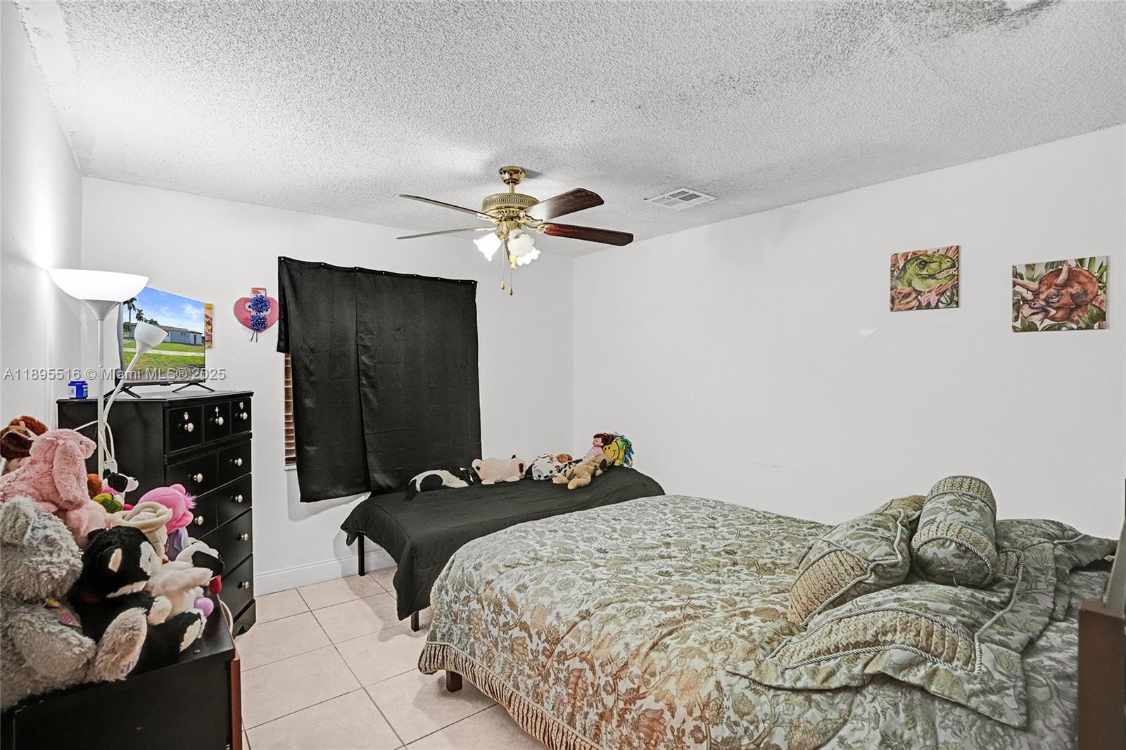 FAIRWAY LAKE SOUTH SEC 1 - Residential