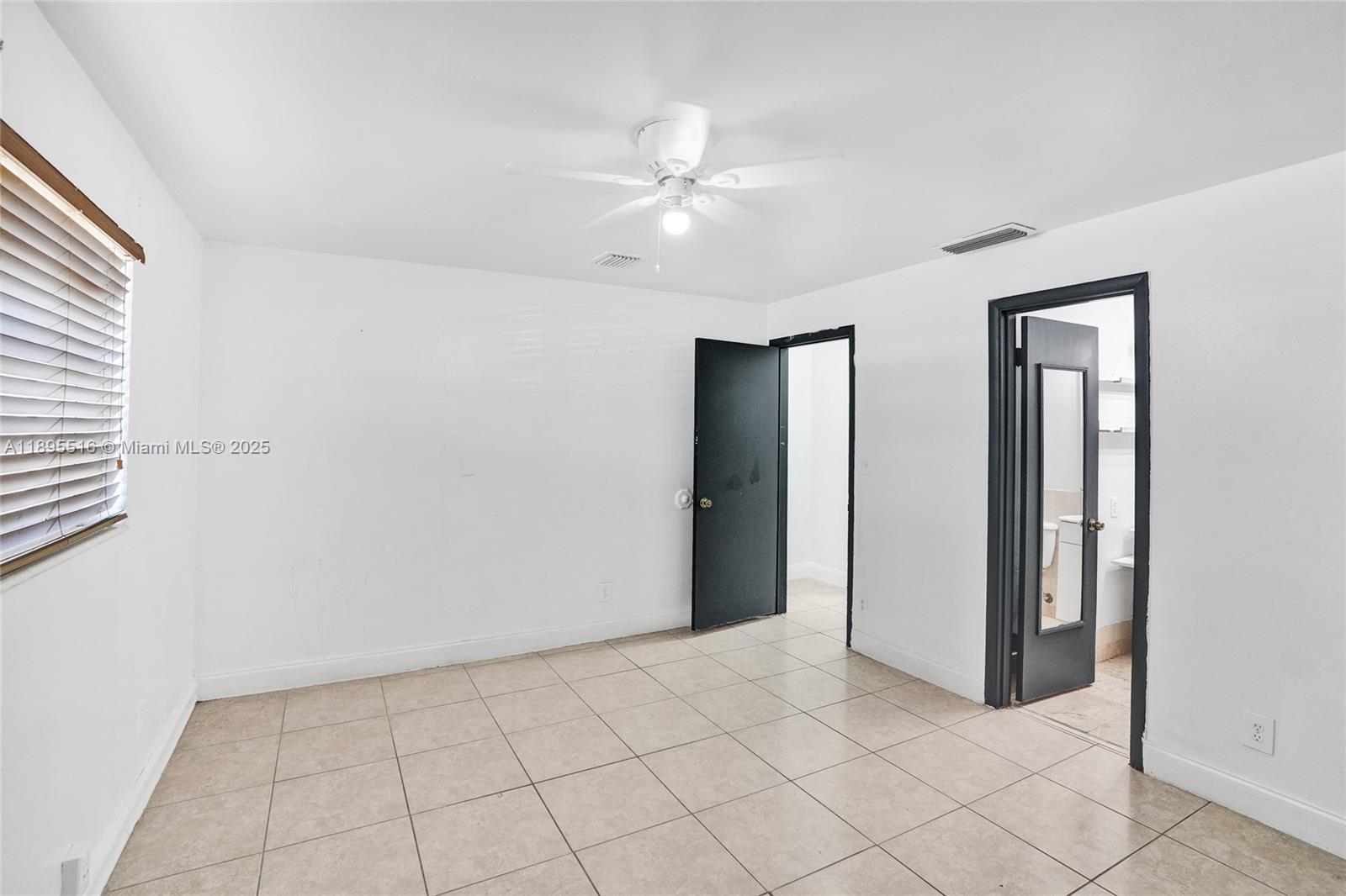 FAIRWAY LAKE SOUTH SEC 1 - Residential