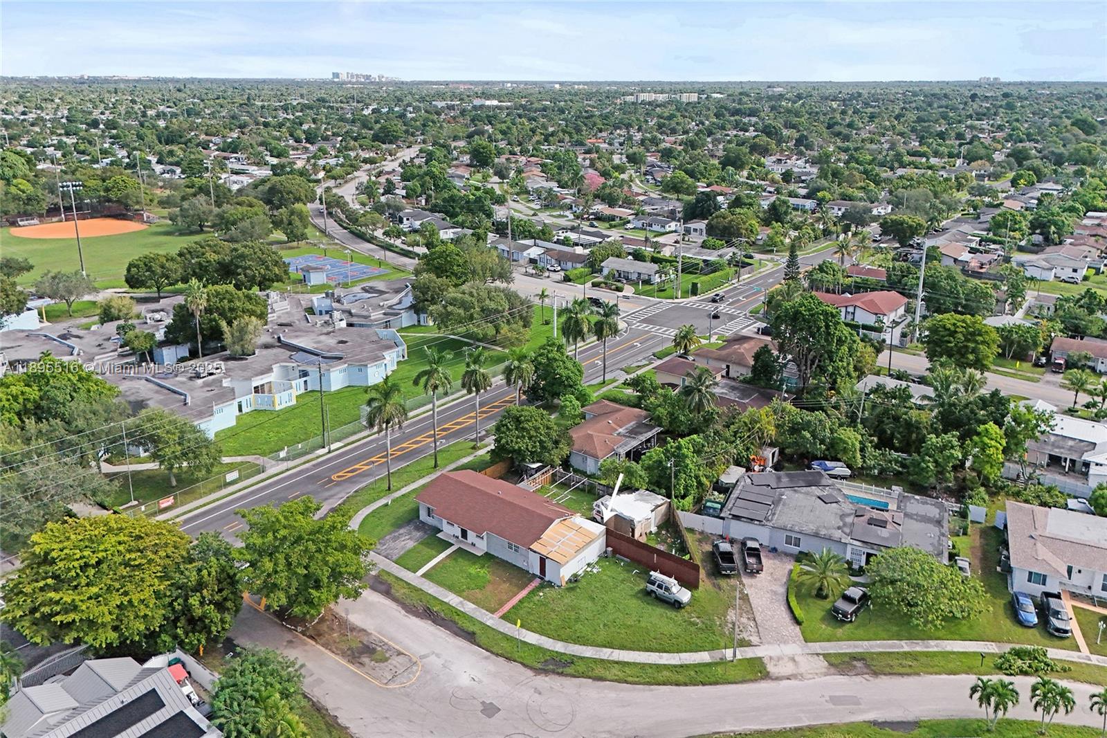 FAIRWAY LAKE SOUTH SEC 1 - Residential