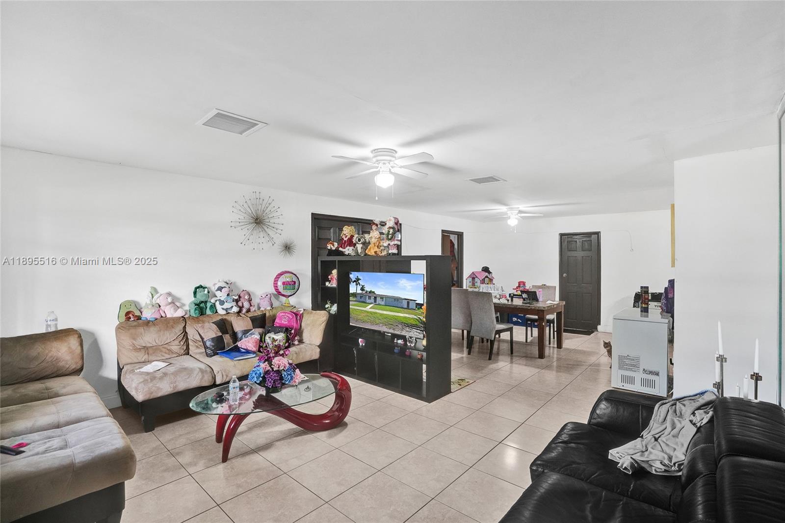 FAIRWAY LAKE SOUTH SEC 1 - Residential