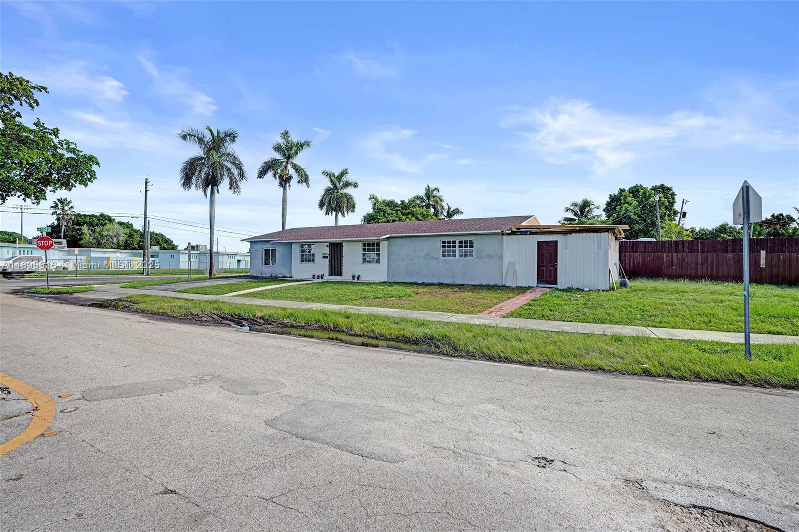 FAIRWAY LAKE SOUTH SEC 1 - Residential