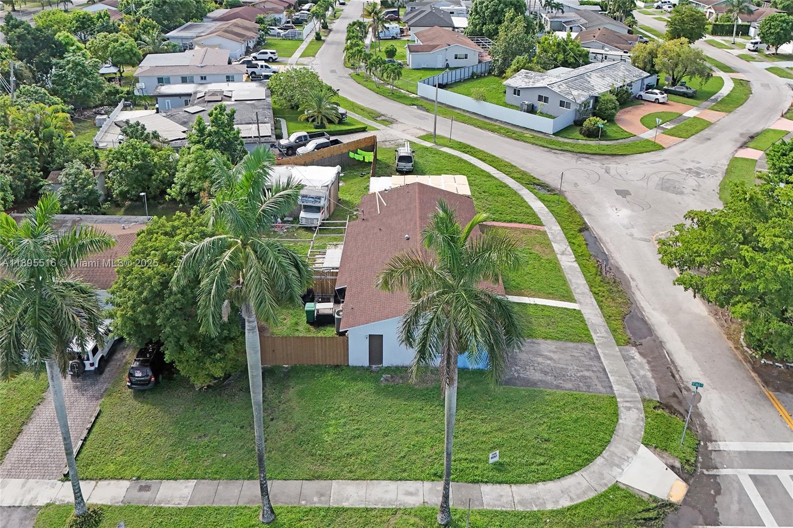 FAIRWAY LAKE SOUTH SEC 1 - Residential