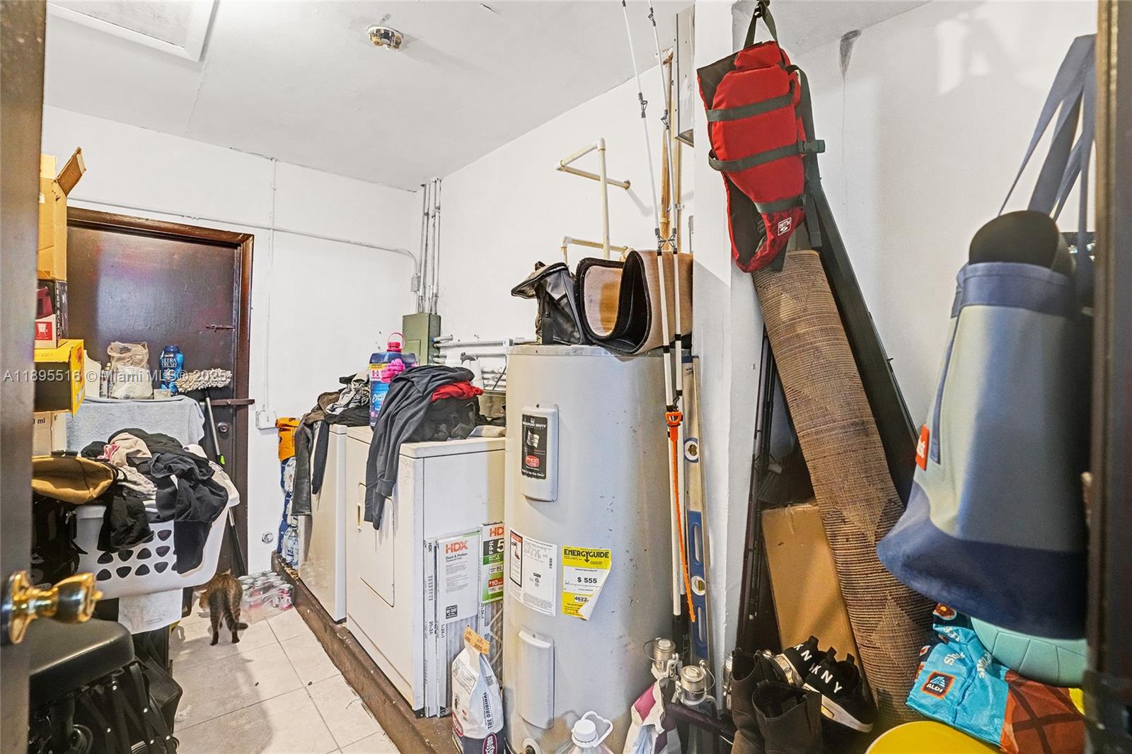 FAIRWAY LAKE SOUTH SEC 1 - Residential