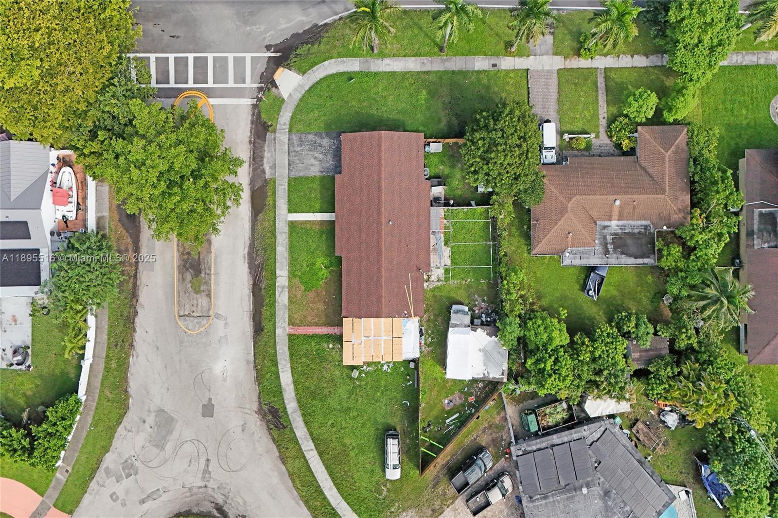 FAIRWAY LAKE SOUTH SEC 1 - Residential