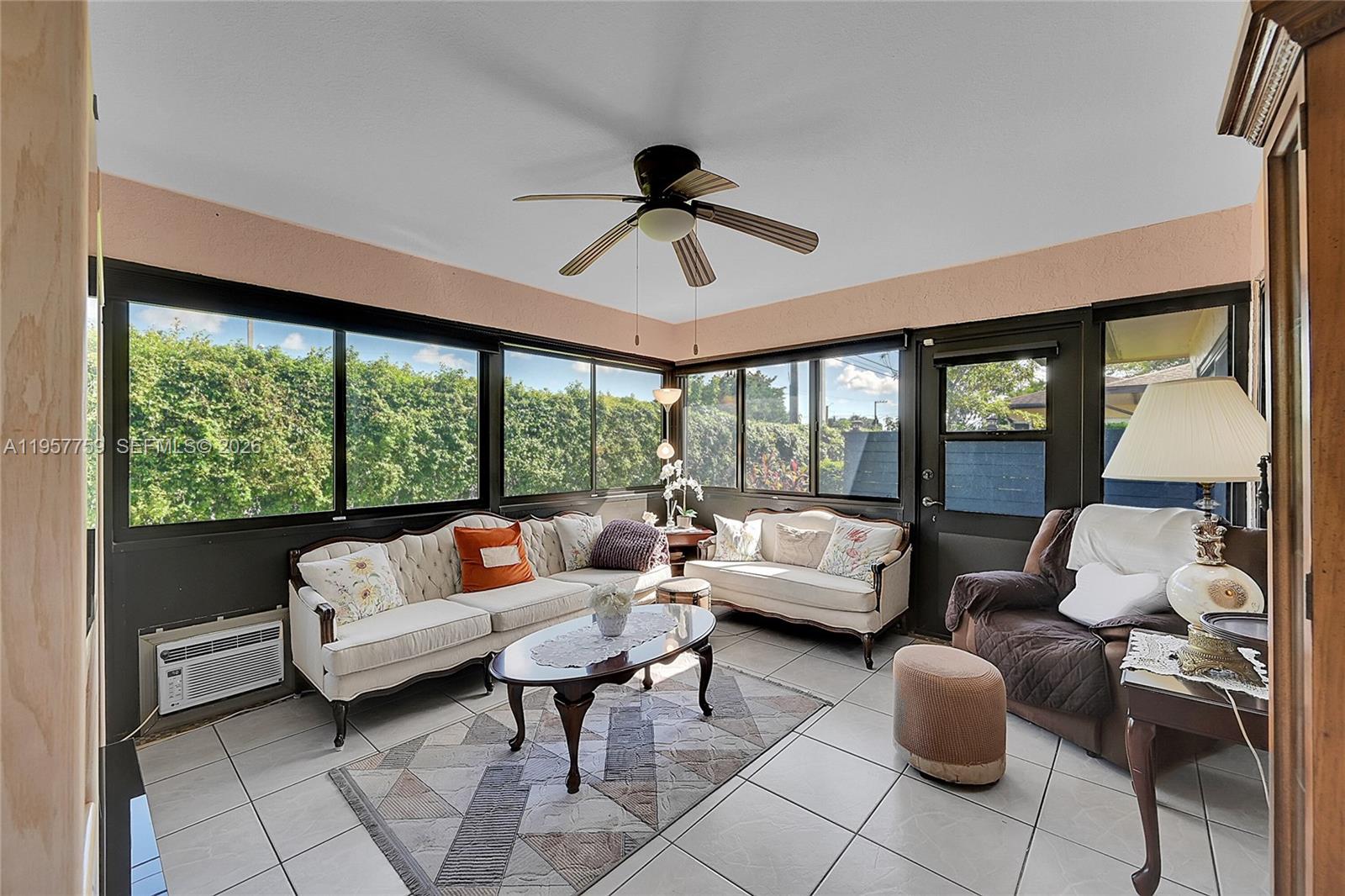 VILLAGES OF ORIOLE BONAIR - Residential