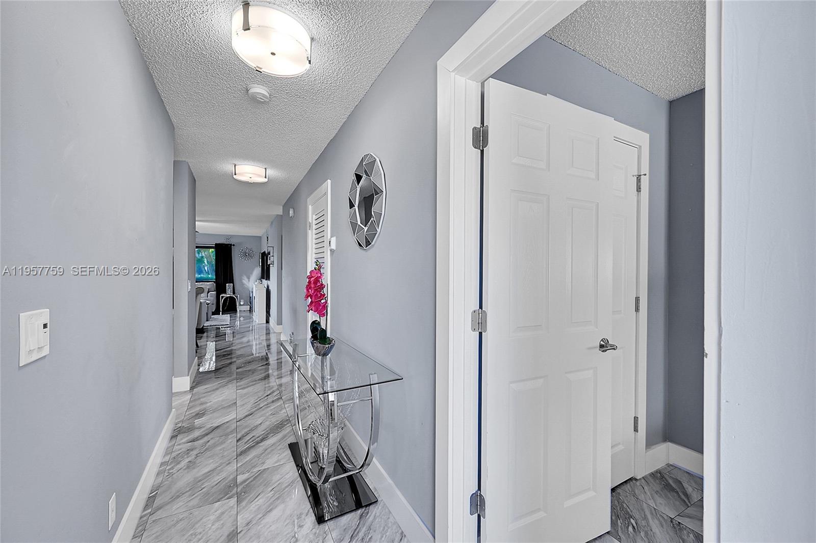 VILLAGES OF ORIOLE BONAIR - Residential