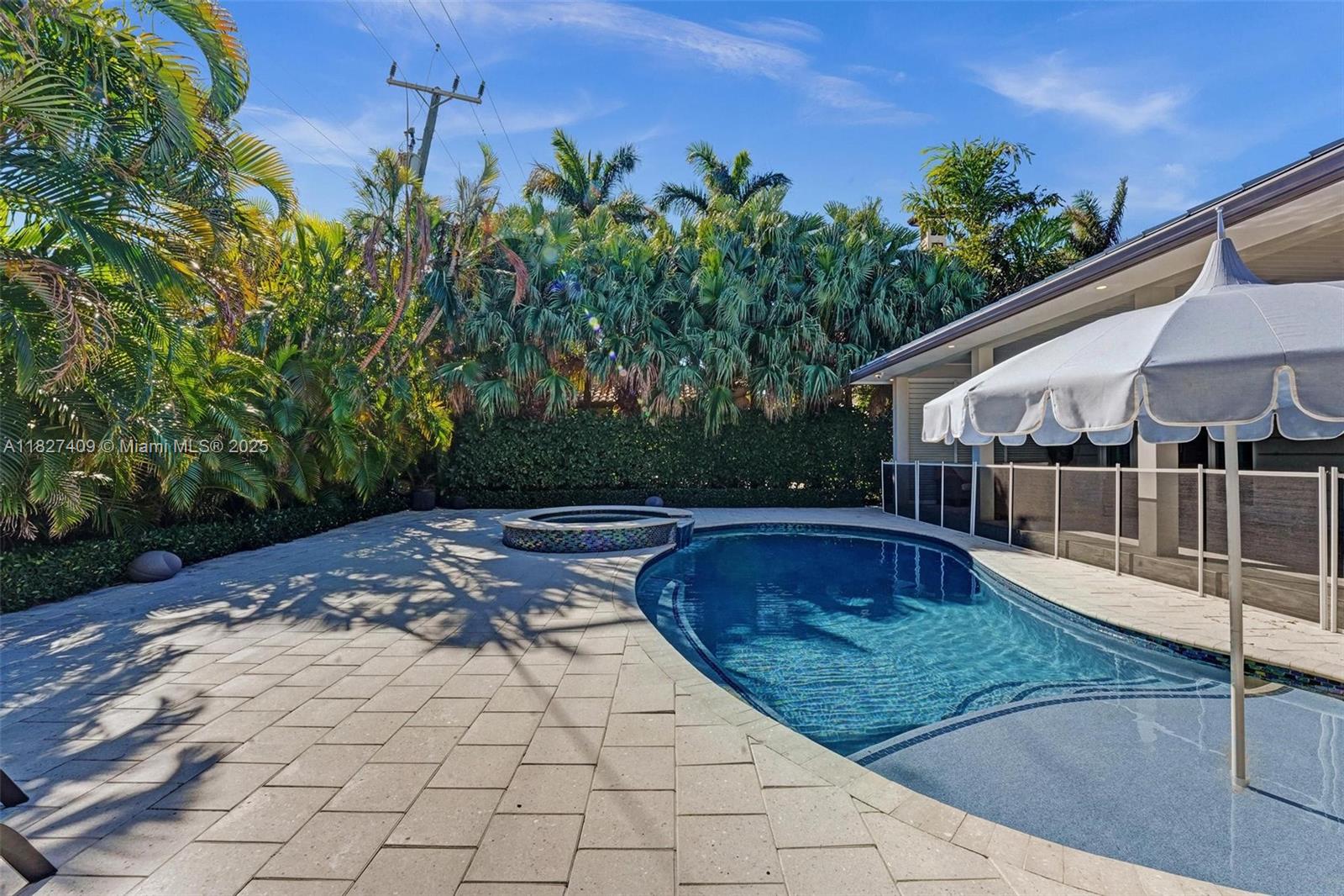 HARBOR BEACH - Residential
