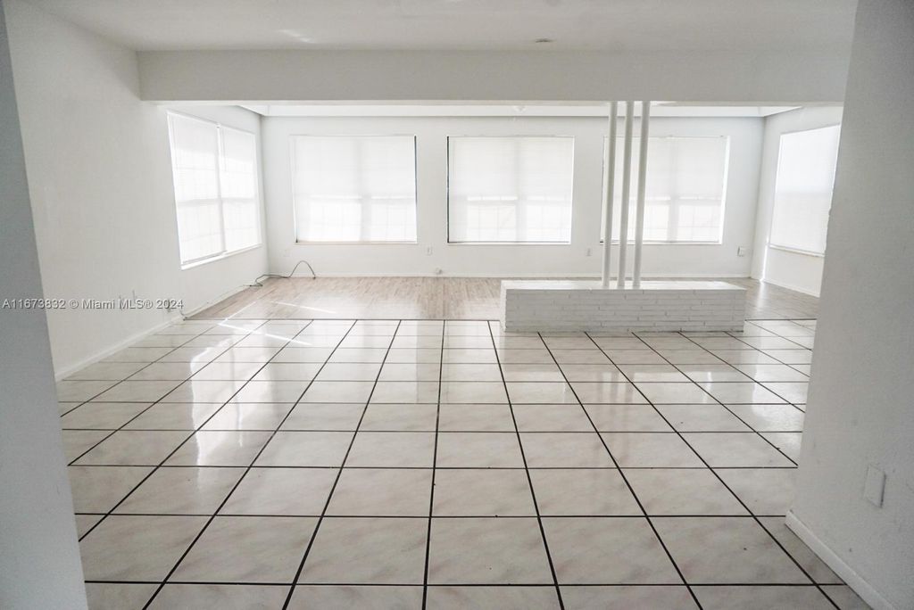 Photo of 441 SW 30th Ter, Fort Lauderdale, FL 33312 (MLS # A11673832)