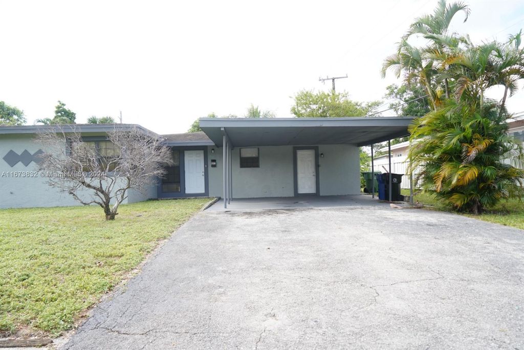 Photo of 441 SW 30th Ter, Fort Lauderdale, FL 33312 (MLS # A11673832)