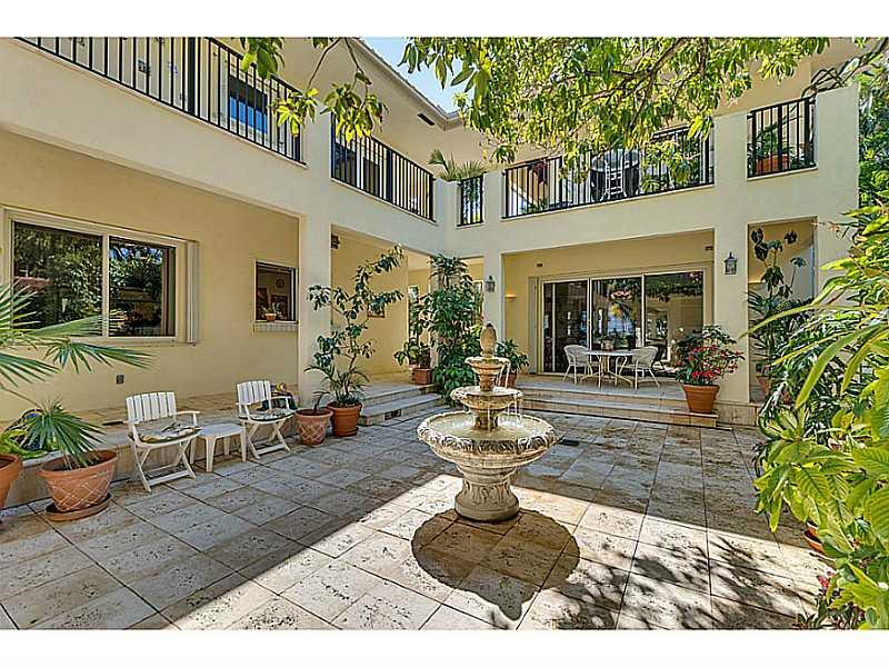 HIBISCUS ISLAND - Residential