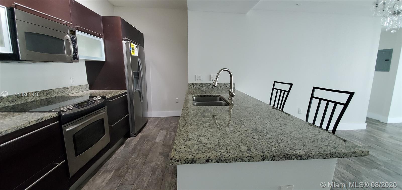 THE PLAZA 901 BRICKELL CO - Residential Lease