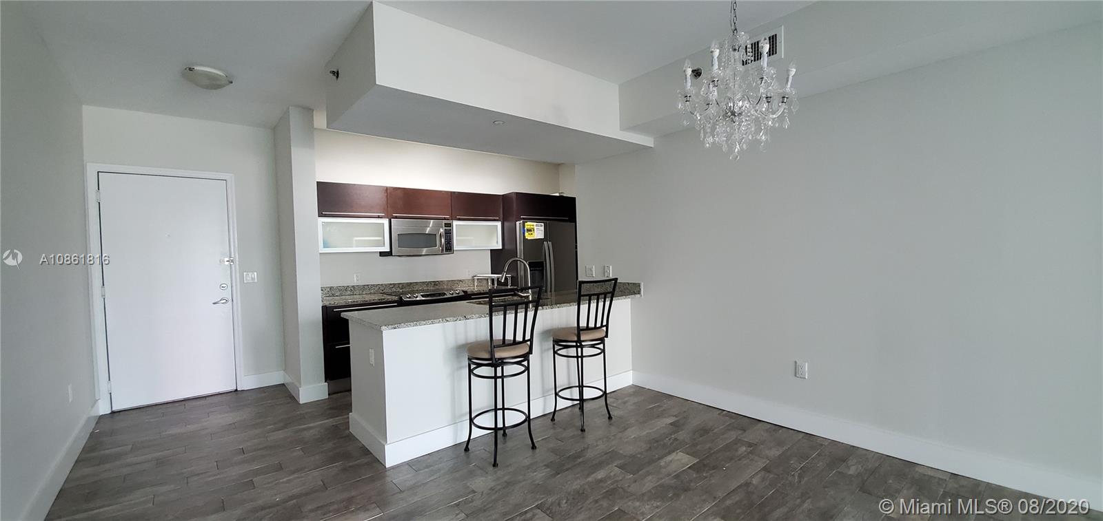 THE PLAZA 901 BRICKELL CO - Residential Lease