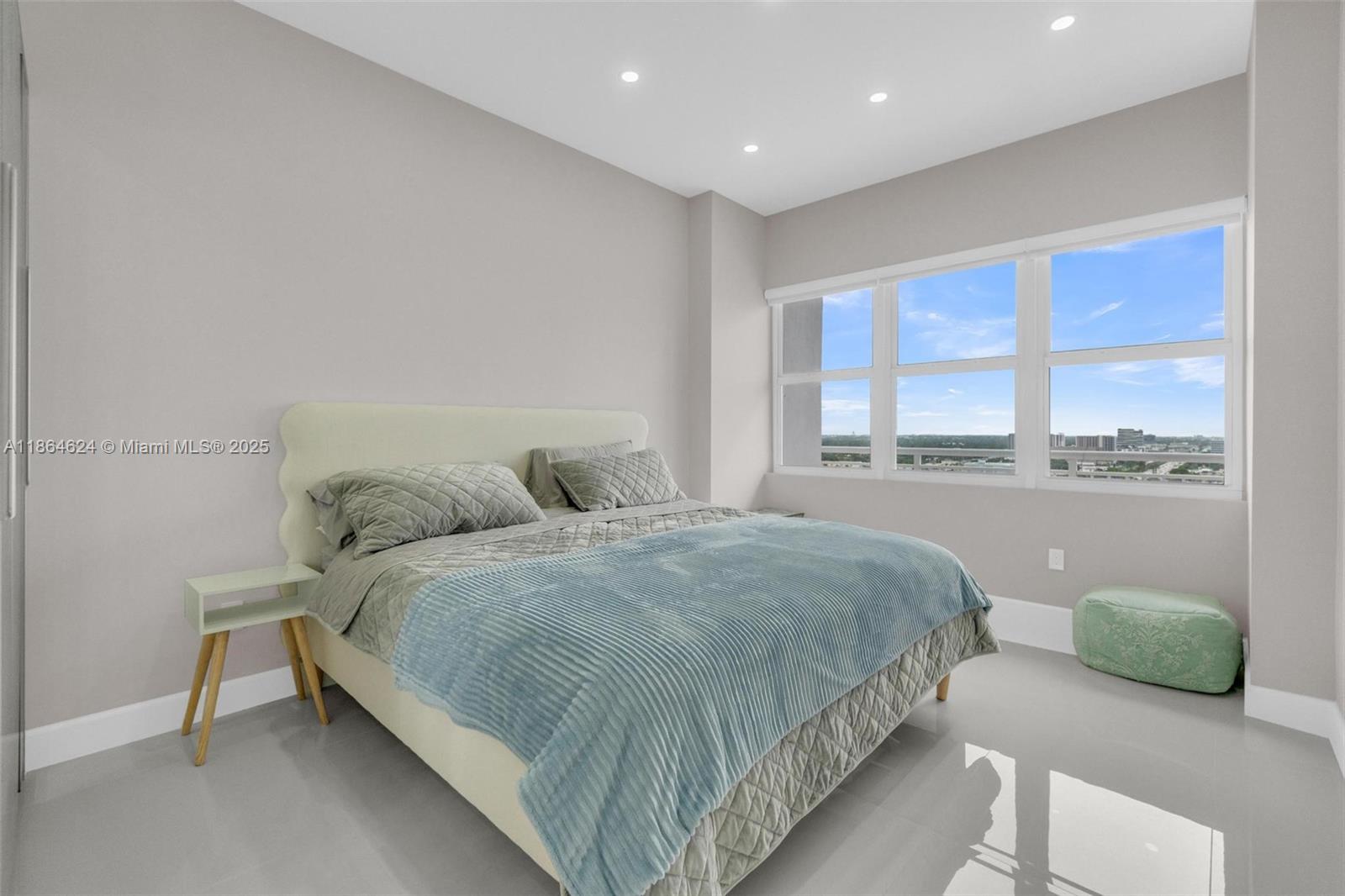 DEL PRADO MARINA - Residential