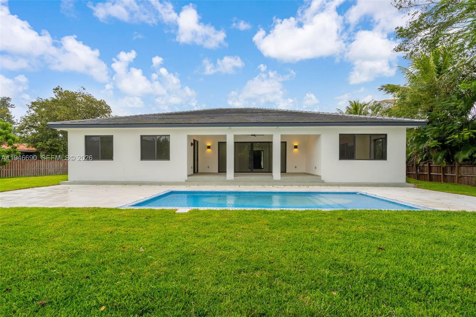 BISCAYNE GARDENS SEC A - Residential