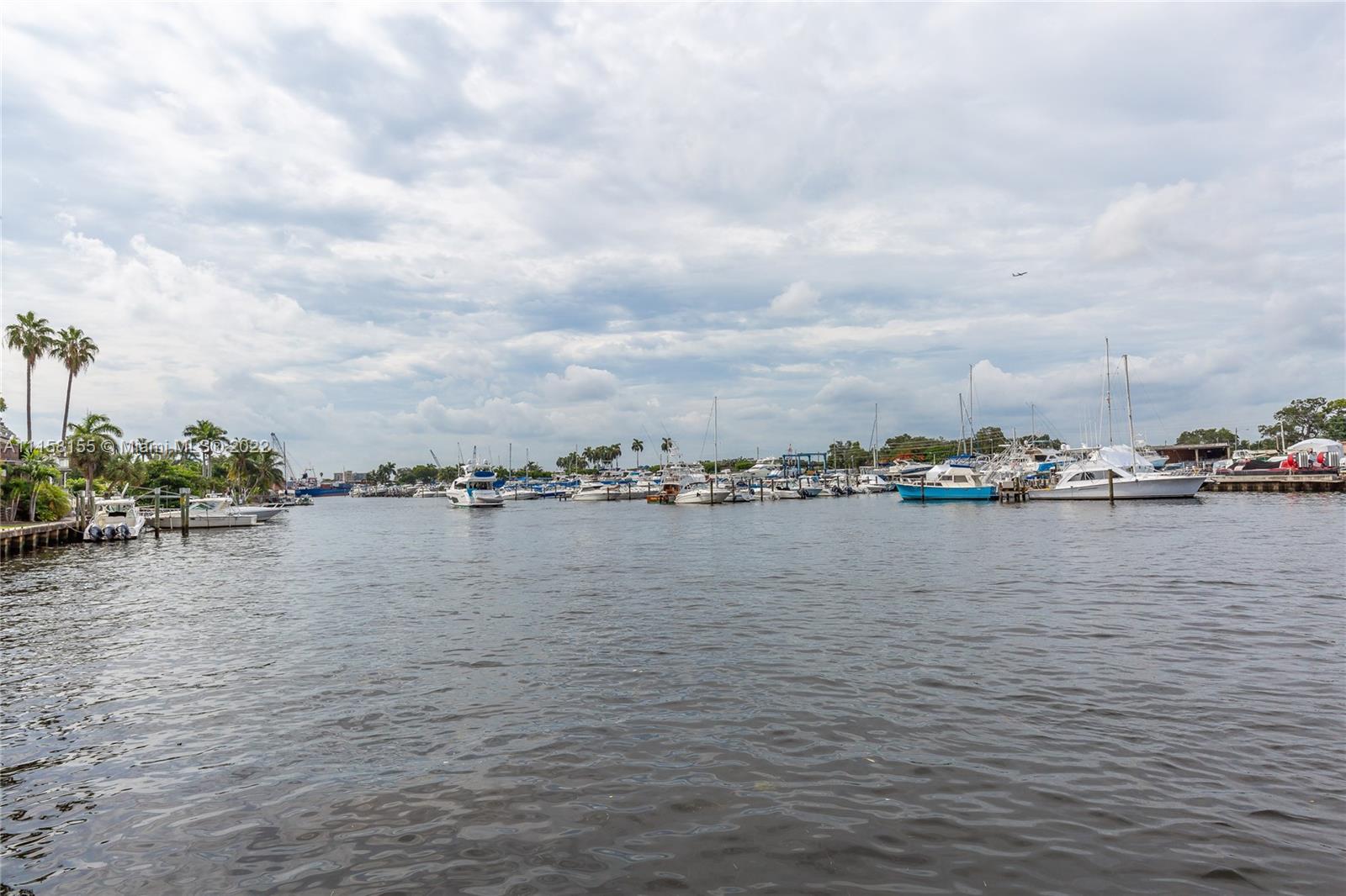 TERRAZAS RIVERPARK VILLAG - Residential