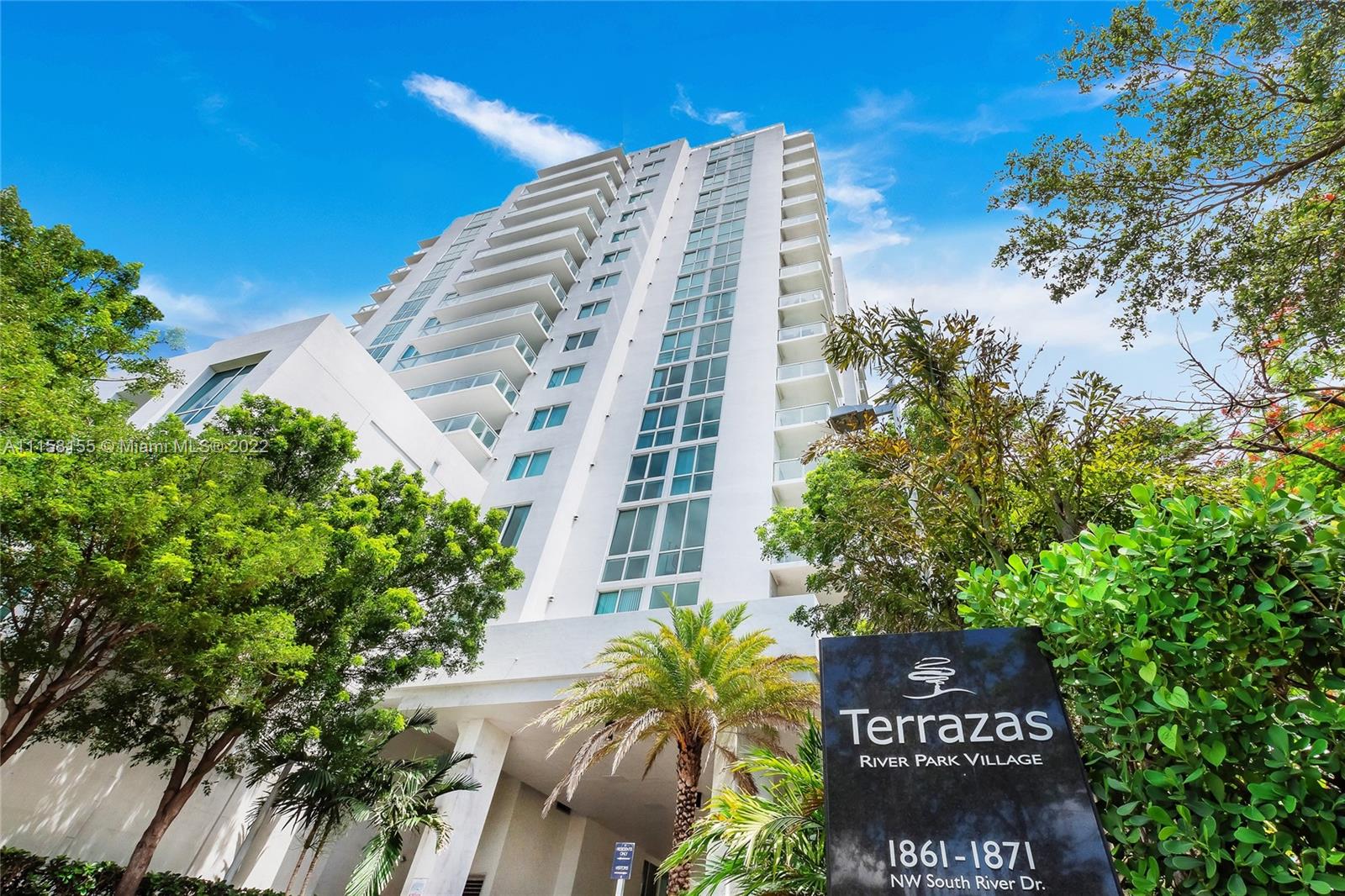 TERRAZAS RIVERPARK VILLAG - Residential