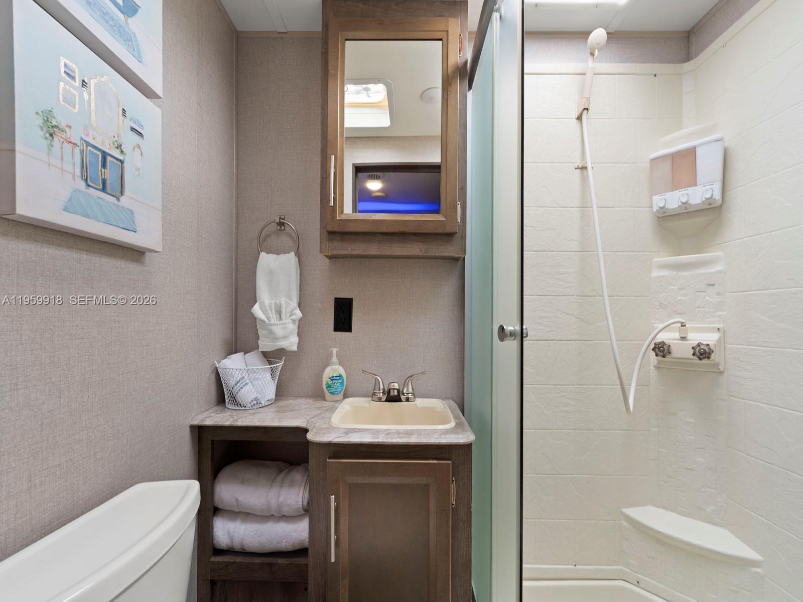 CALUSA CAMPGROUND - Residential