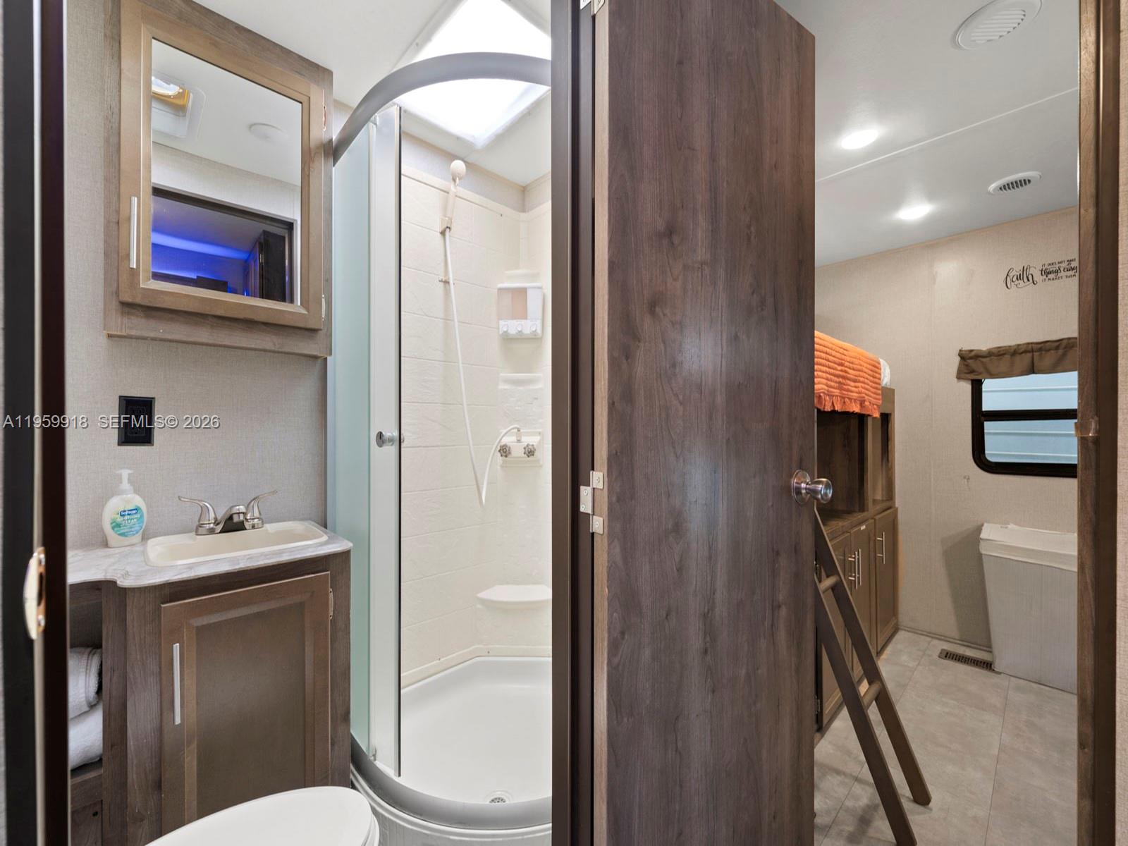 CALUSA CAMPGROUND - Residential