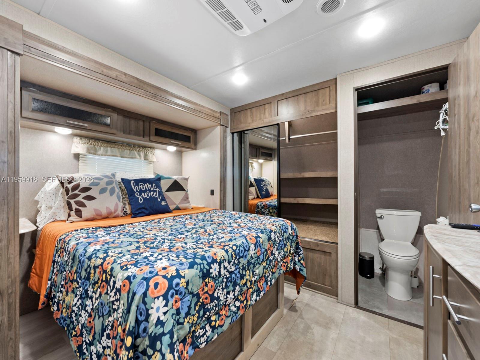 CALUSA CAMPGROUND - Residential