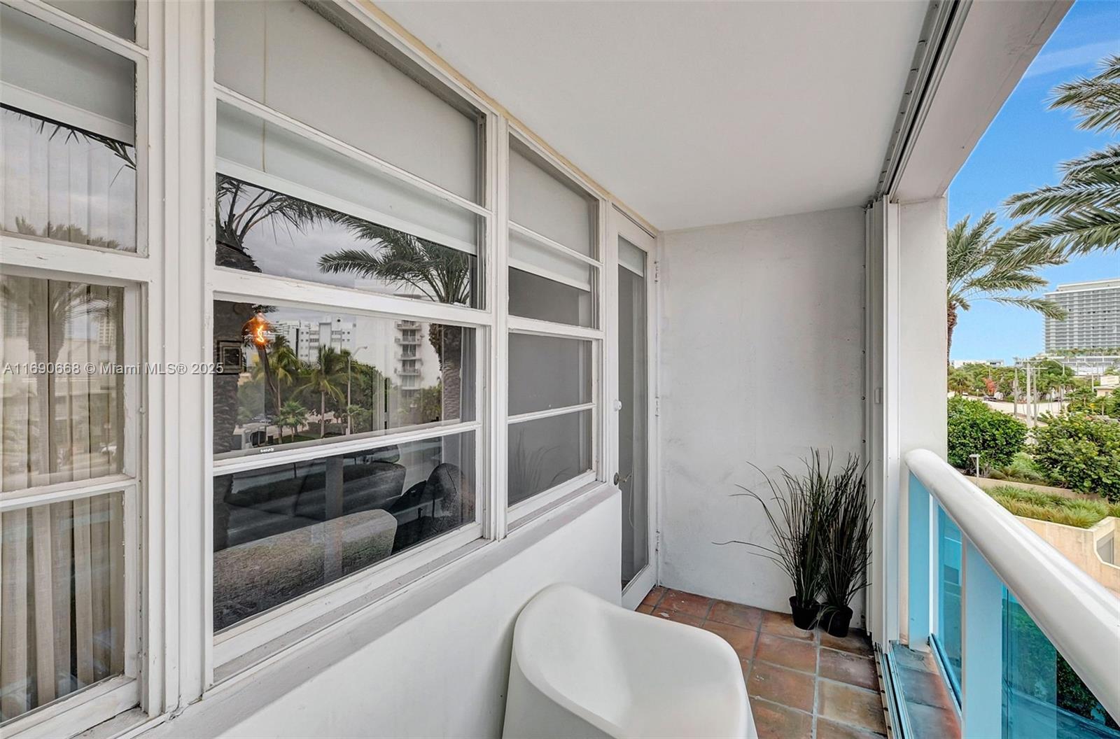 AQUASOL CONDO - Residential