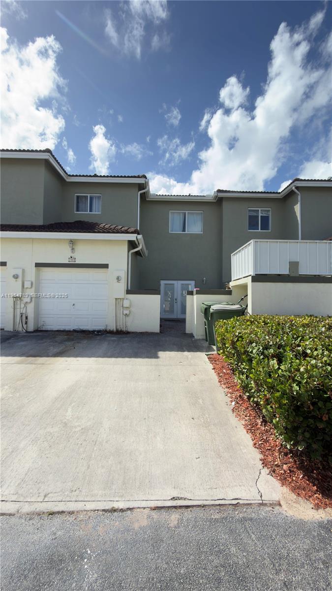 TOWNGATE NORTH - Residential