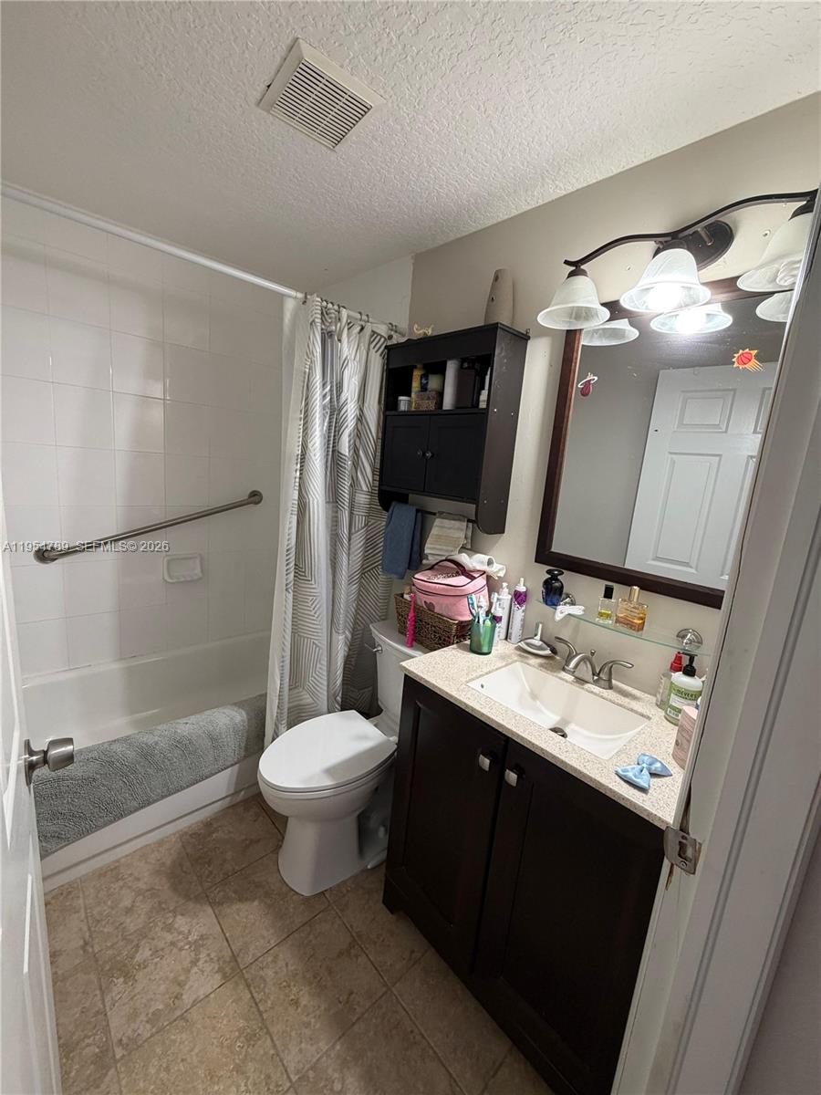 TOWNGATE NORTH - Residential