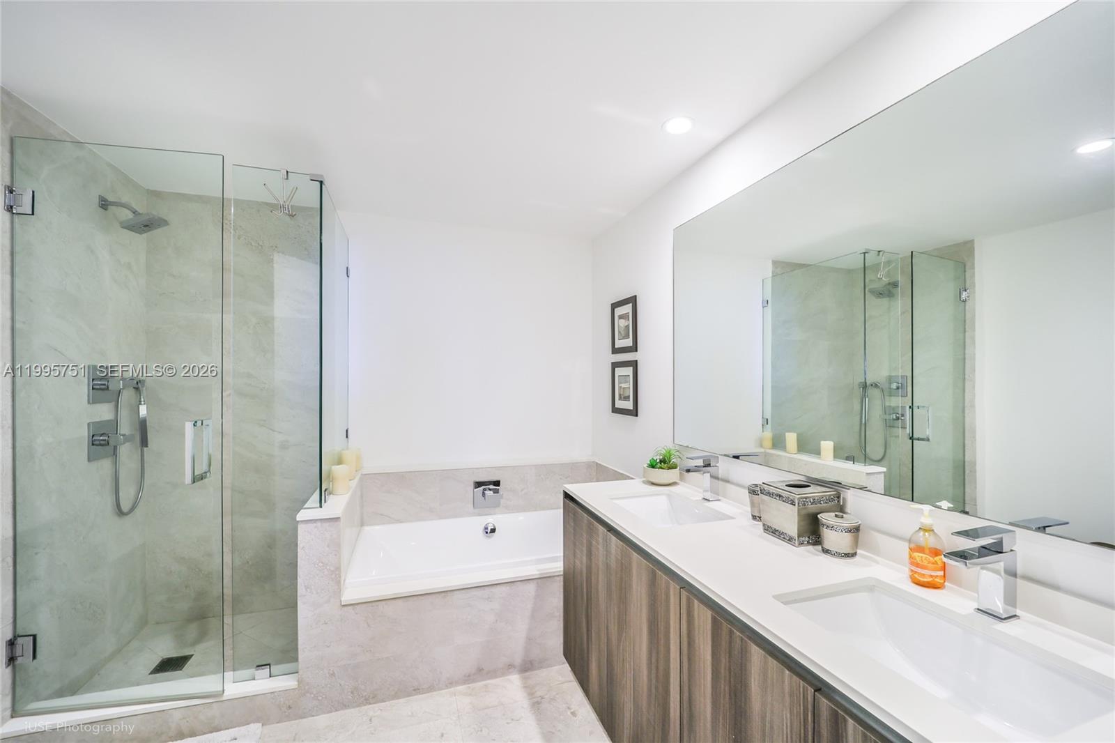 ARIA ON THE BAY CONDO - Residential Lease