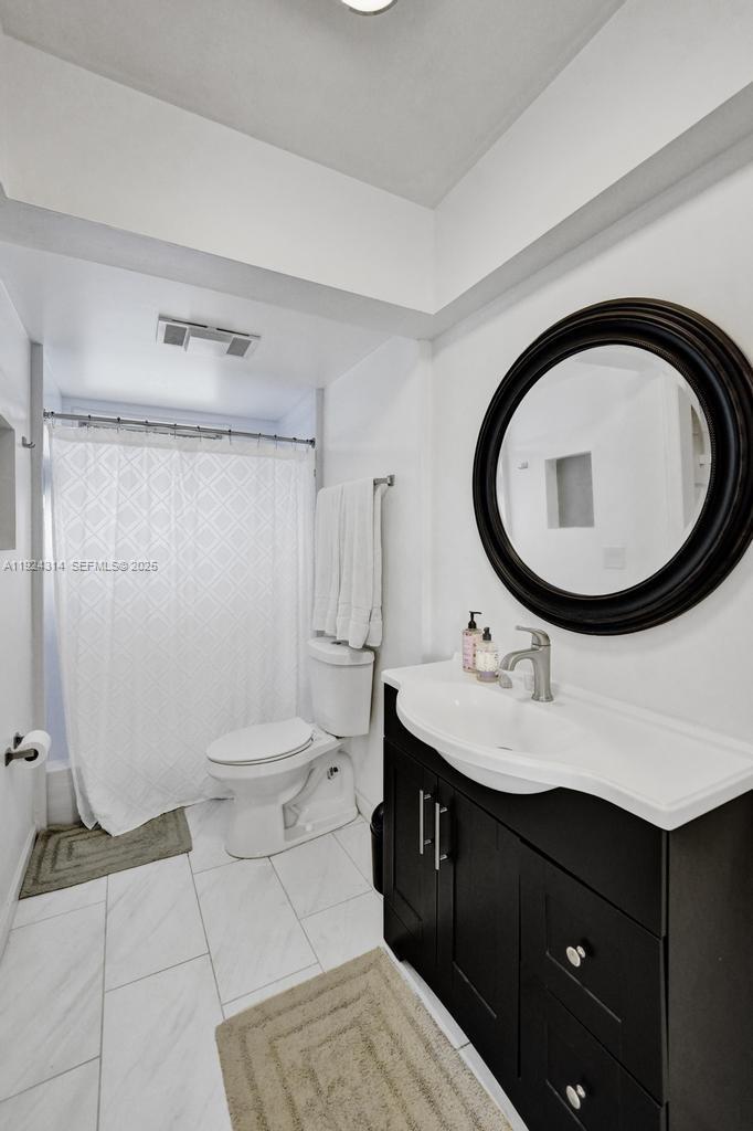 PGA NATIONAL GOLF CLUB ES - Residential Lease